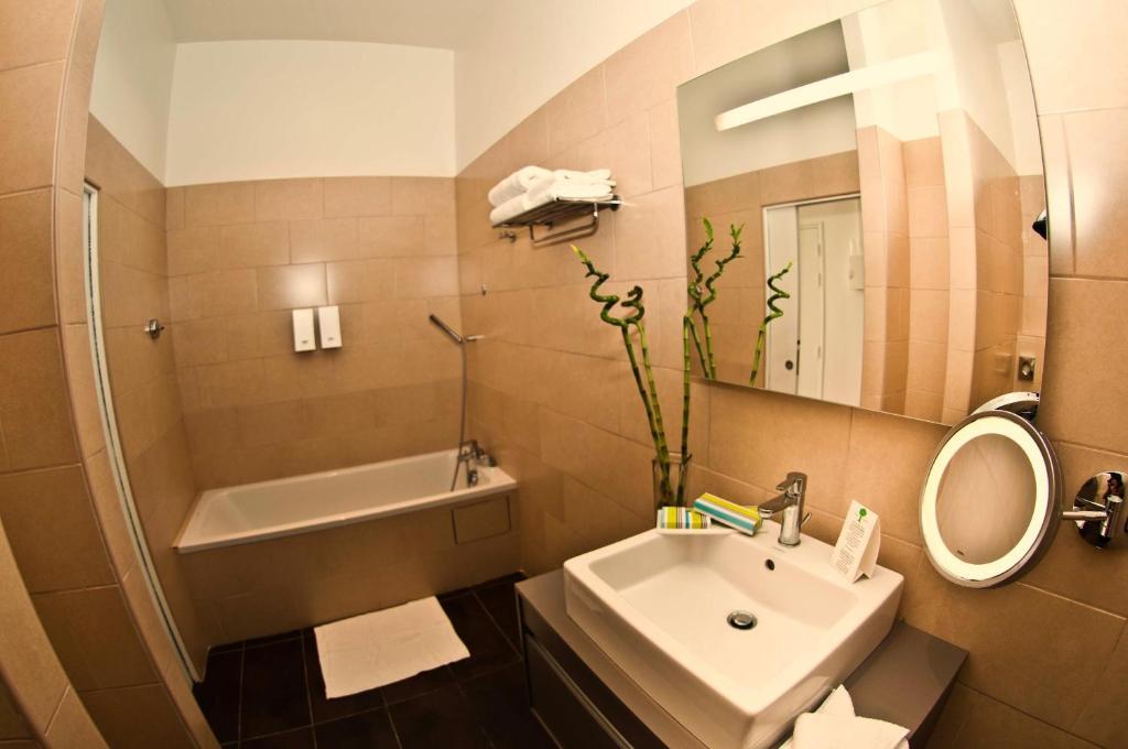 Music Hotel مارسيليا الغرفة الصورة